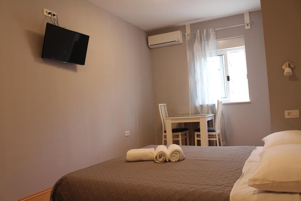 Beachside Apartments Znjan Split Oda fotoğraf