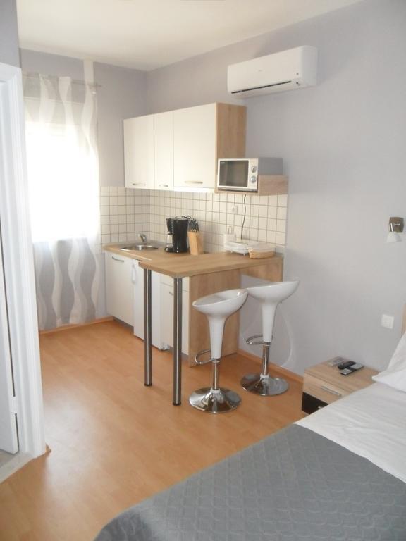 Beachside Apartments Znjan Split Oda fotoğraf