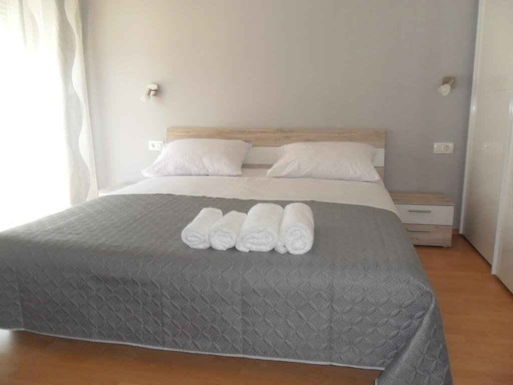 Beachside Apartments Znjan Split Oda fotoğraf