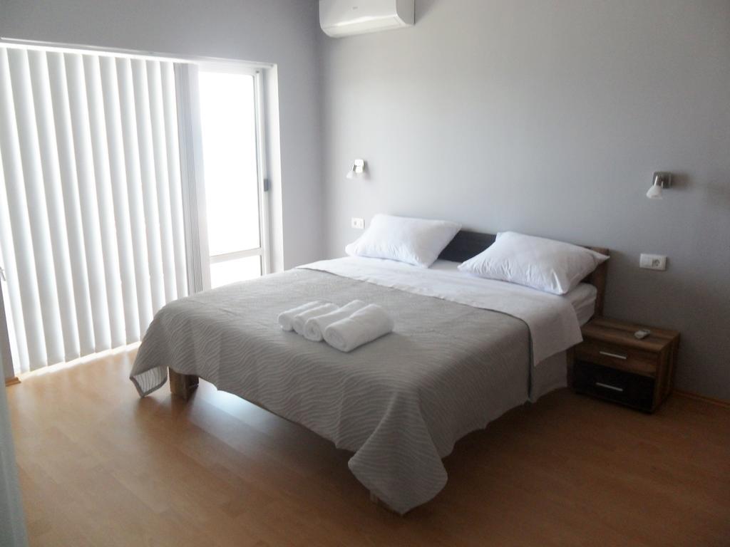Beachside Apartments Znjan Split Oda fotoğraf